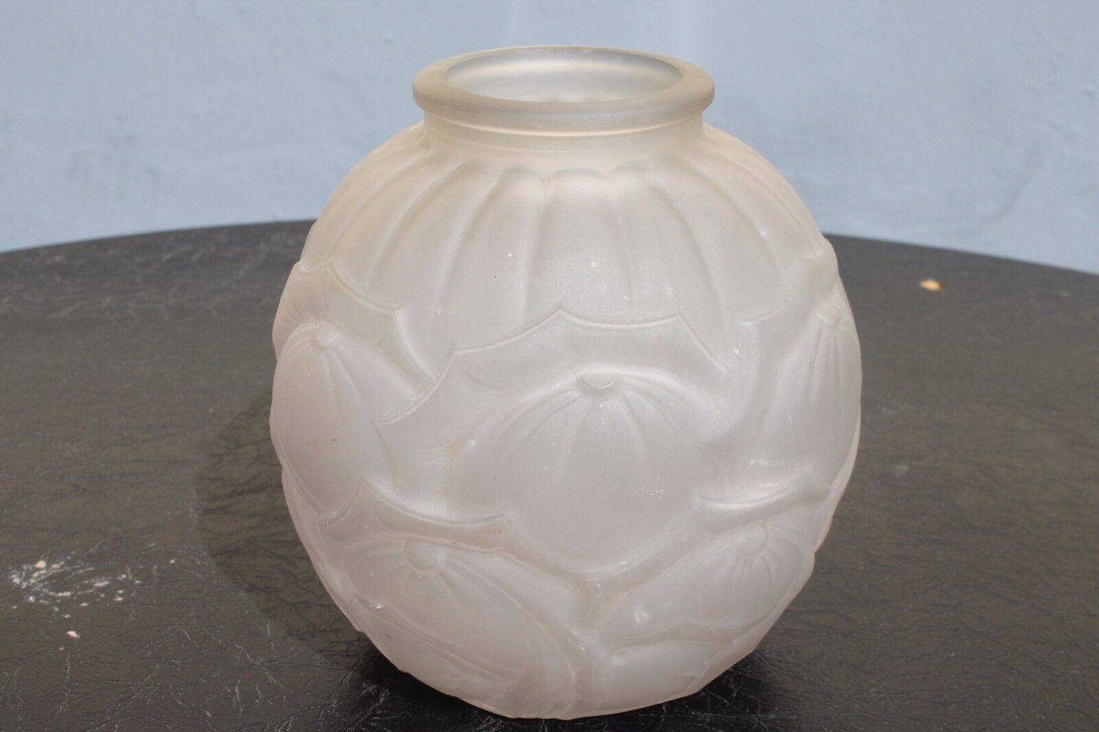 c 1920\'s FRENCH ART DECO LARGE AUTHENTIC VASE- FROSTED GLASS- DESIGNED