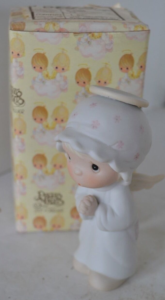 Precious Moments Porcelain Figure 1982 The First Noel With Box 
