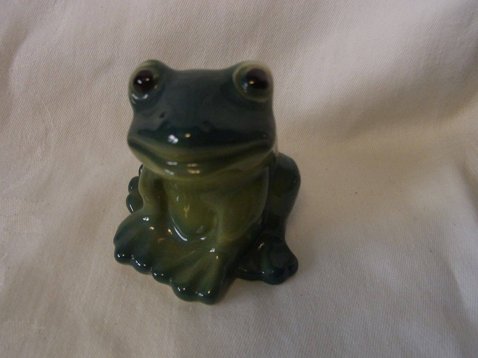Vintage Porcelain China Frog #^