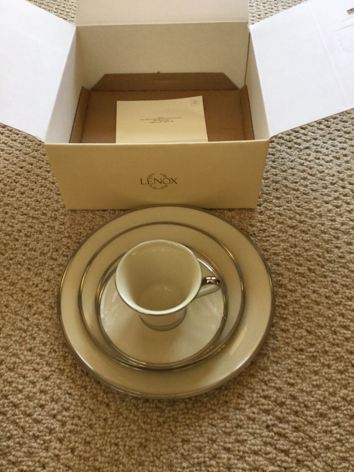 Lenox 5 Piece Place Setting Solitaire New In Box #140204030