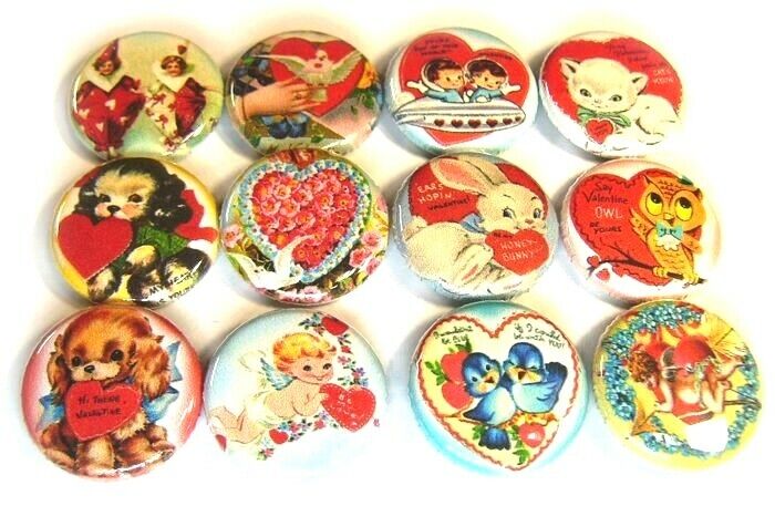 12 Valentines Day Buttons 1\