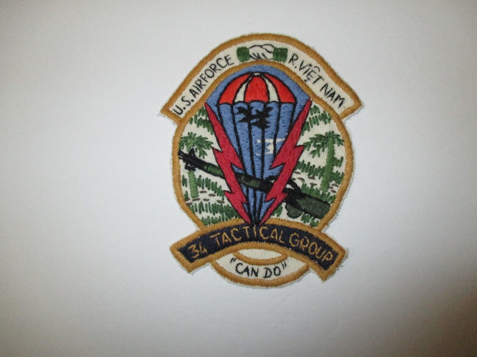 b6234 US Air Force Vietnam 34th Tactical Group Can Do IR23D