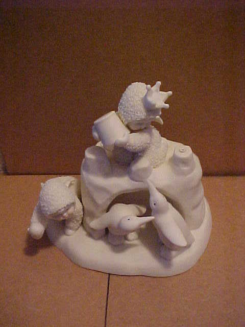 Dept 56 Snowbabies Build Your Own Kingdom New in the Box Igloo Penguins 