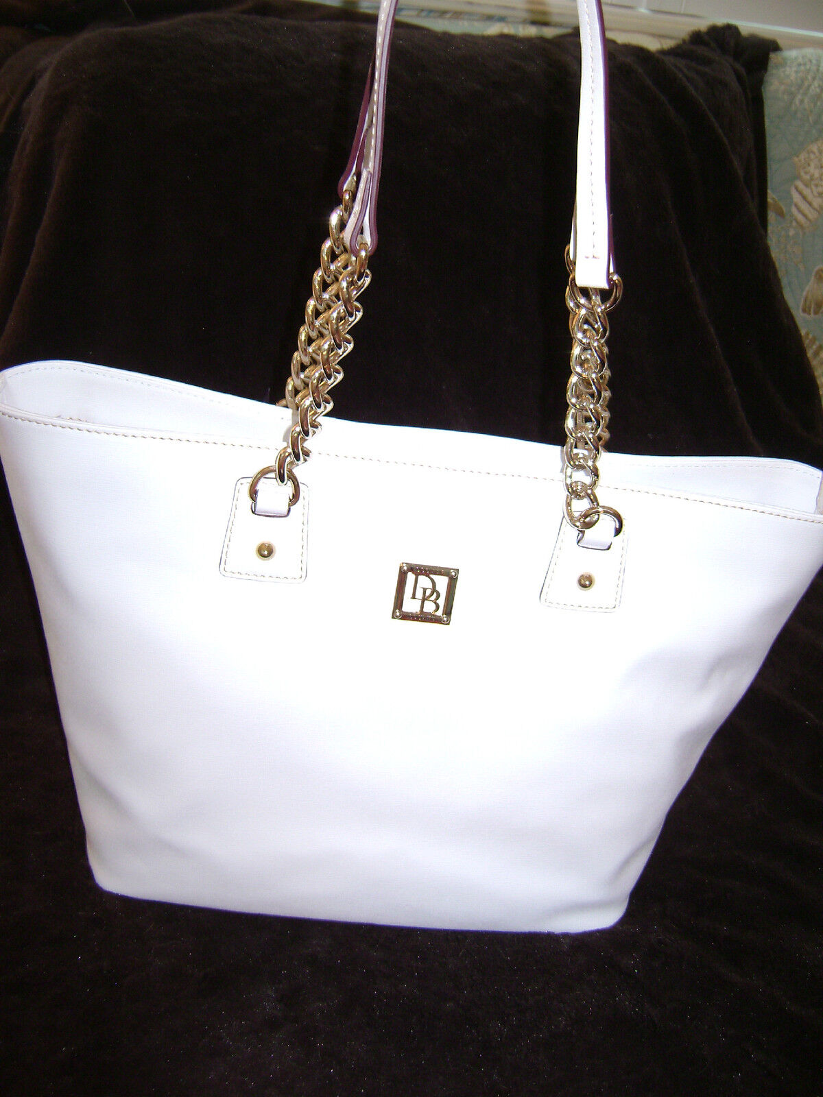 Dooney Bourke WHITE w gold chain handles NWT RARE handbag Saffiano Leather  NEW