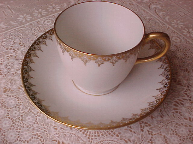 Beautiful Unused Vintage Early 50\'s Mocca Cup & Saucer Gold Trim GDA France