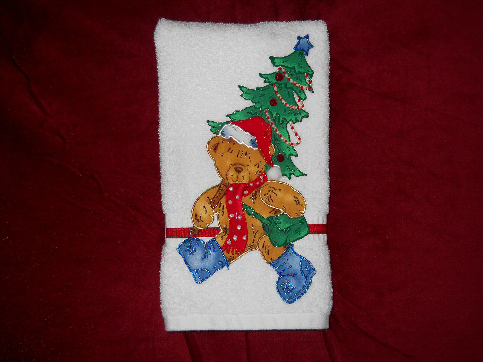 Christmas Hand Towel Bathroom or Kitchen A Bear & His Tree Handmade NEW