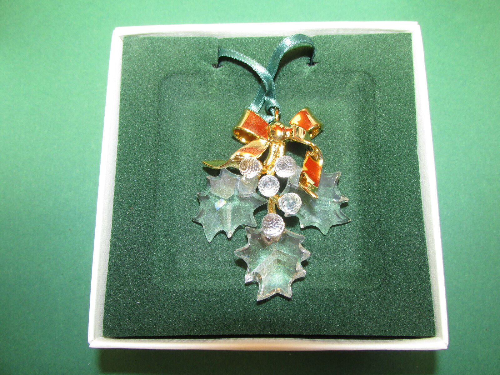 Swarovski Figurine Crystal Christmas Memories Gold Ornaments Holly 203080 Boxed