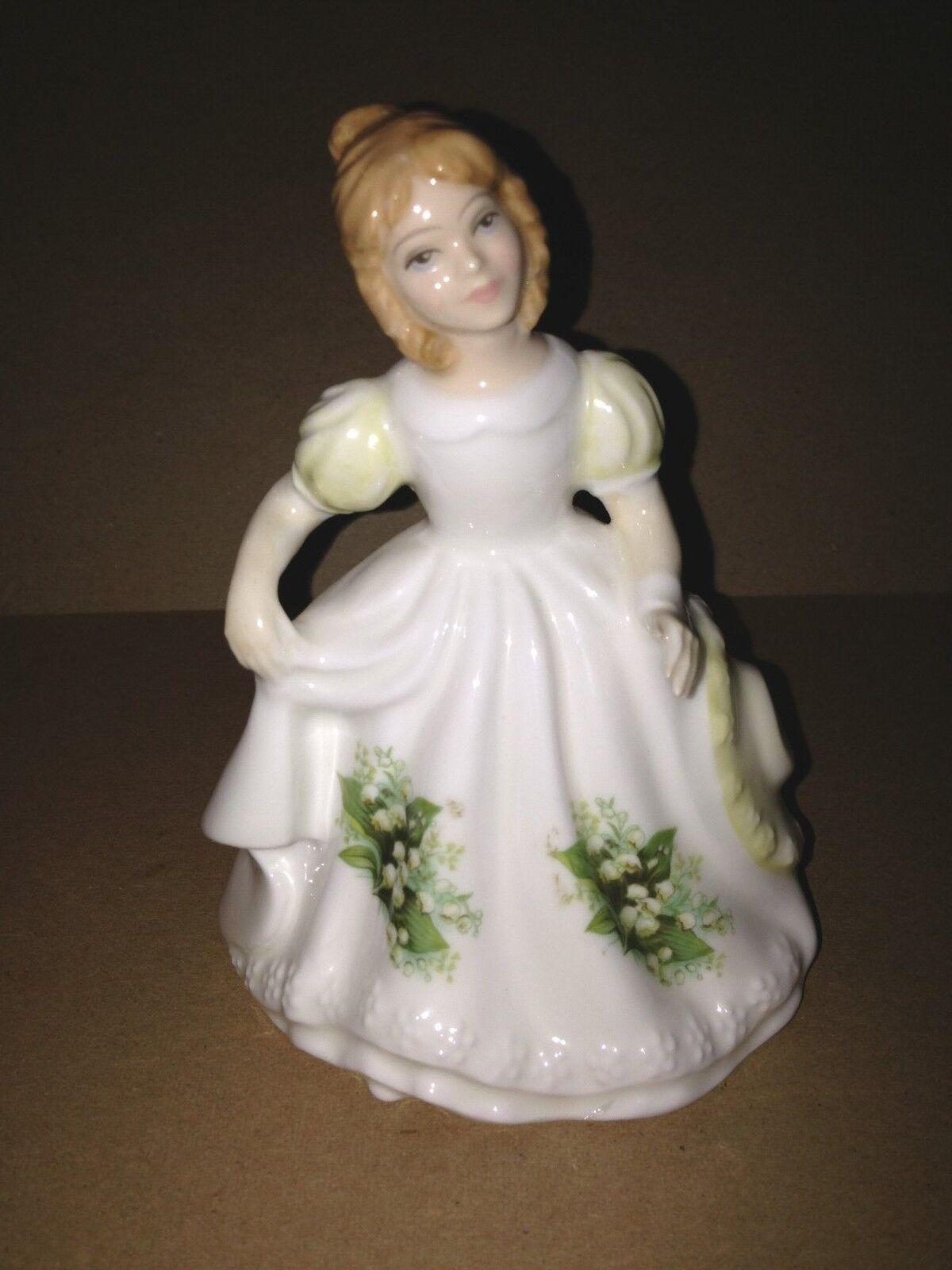 Vintage Retired Royal Doulton Porcelain Figurine HN 3334 FIGURE OF MONTH 