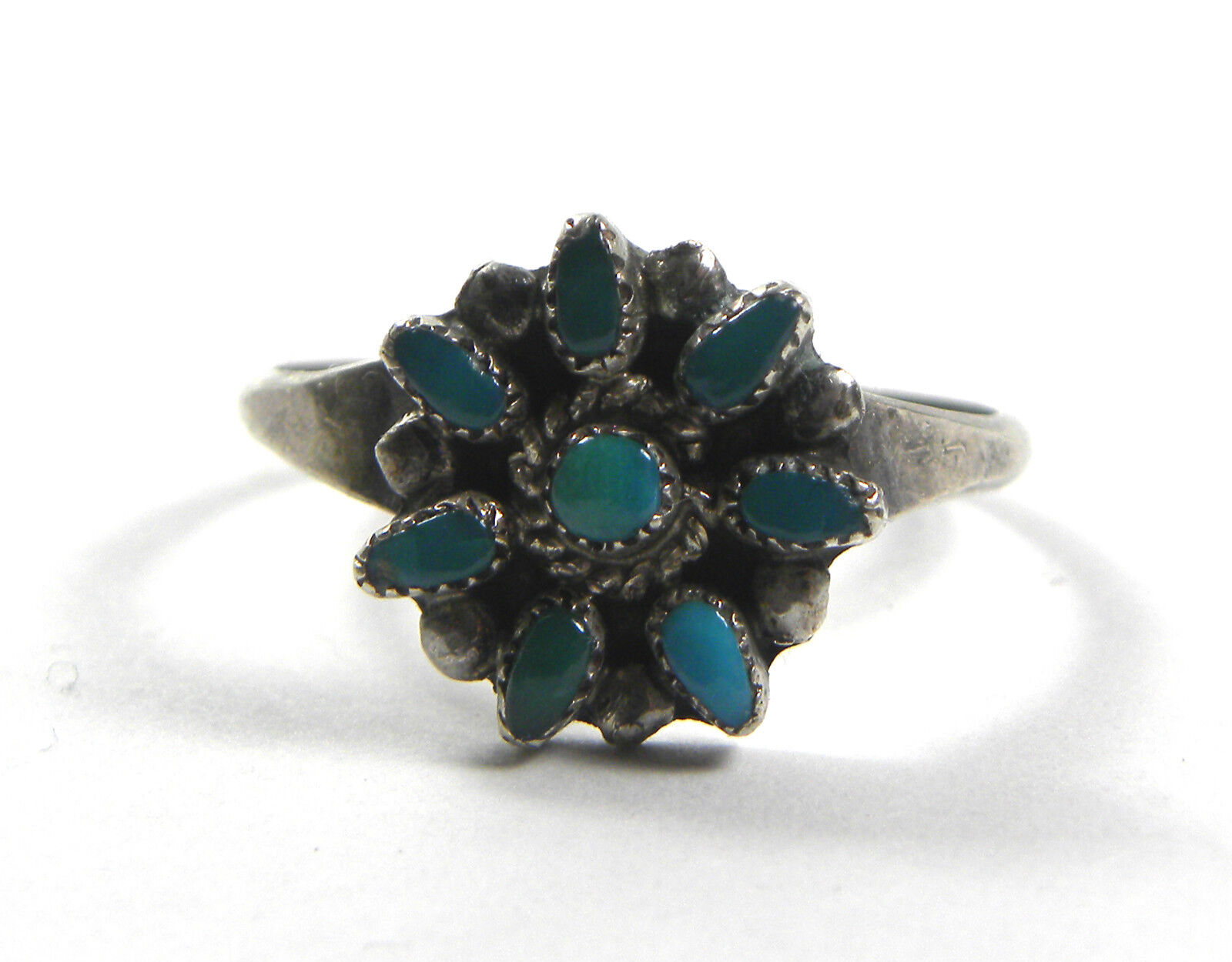 Primitive Old Pawn Navajo Sterling Silver Petit Point Turquoise Ring Sz 7.5