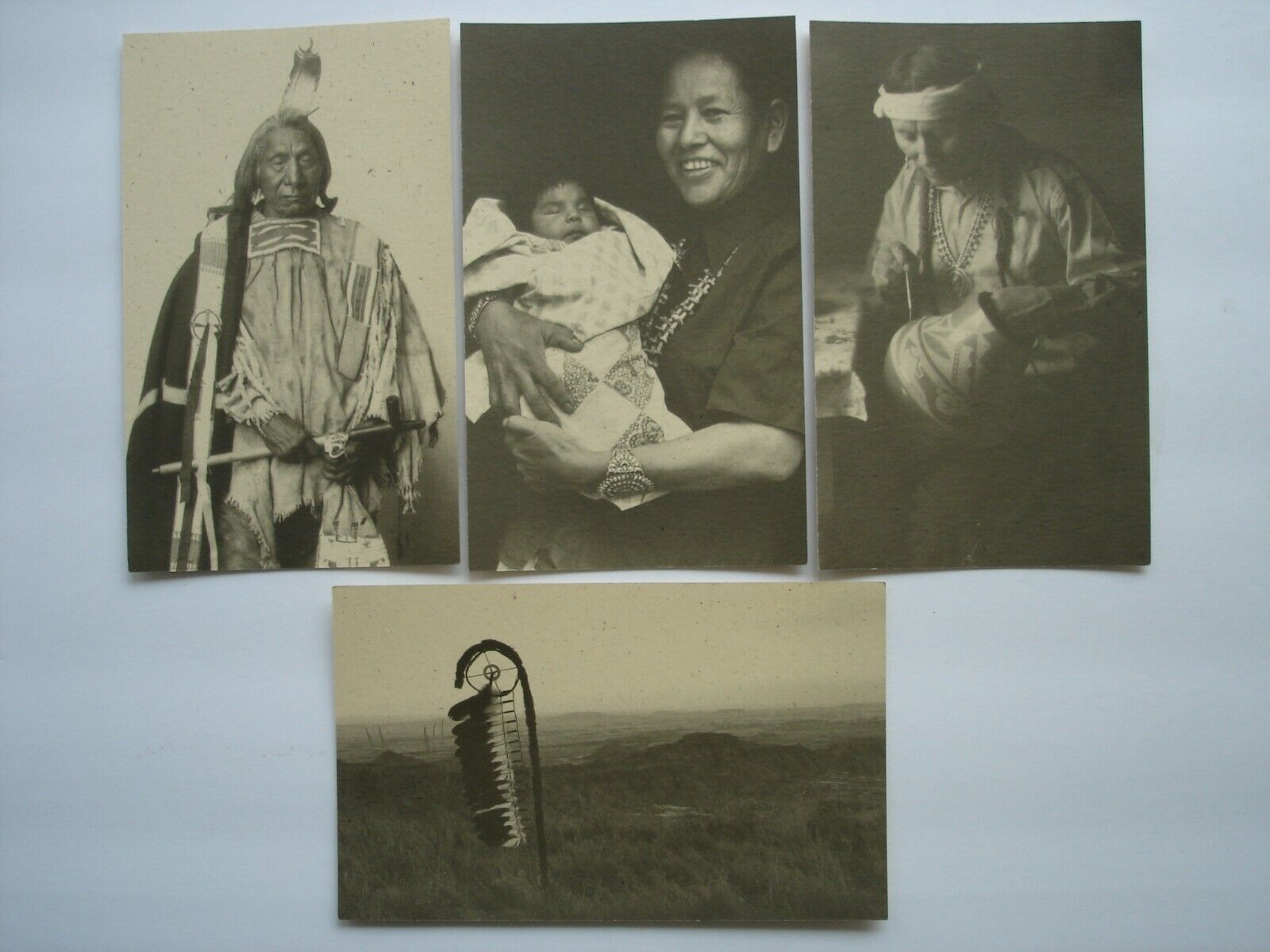 4 POSTCARDS OF NATIVE AMERICAN IMAGES