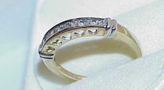 10K .25Ct Diamond Yellow & White Gold Wedding Band Ring Heart Cut outs Vintage 7