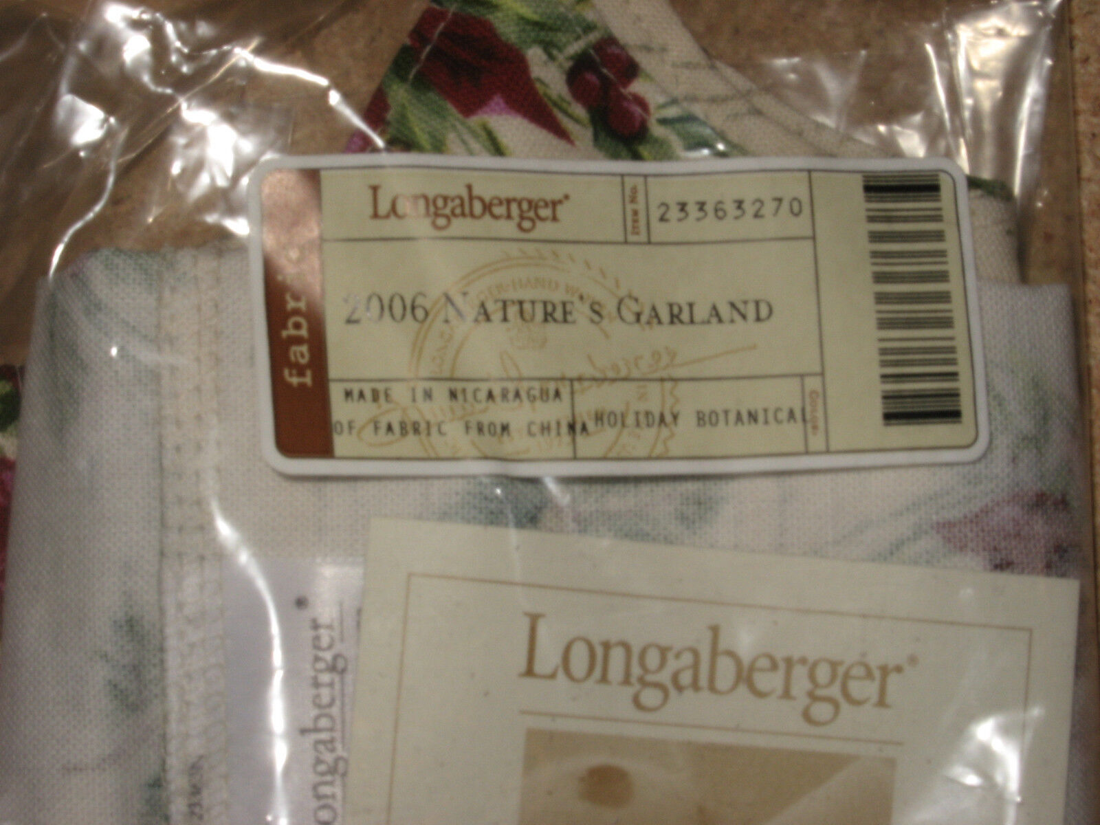 Longaberger Rare 2006 Nature\'s Garland Holiday Botanical liner mint never used