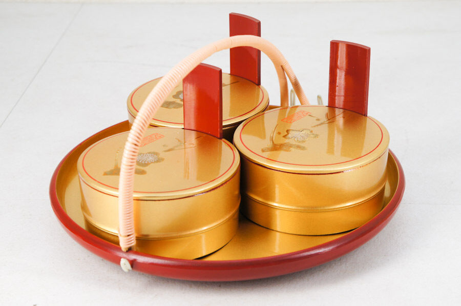 Japan JUBAKO Layered Box Set Pail-shaped Gold & Red w/handle  589k19