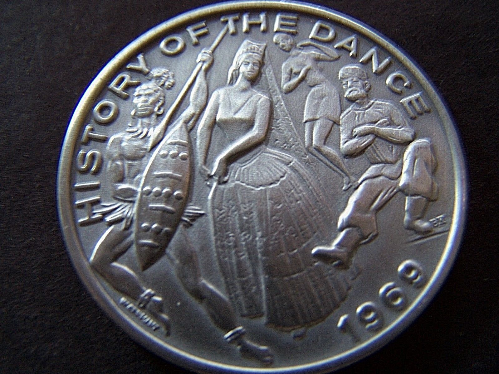 Rare 1969 Alla HISTORY OF THE DANCE  Brushed Aluminum 12g Mardi Gras Doubloon