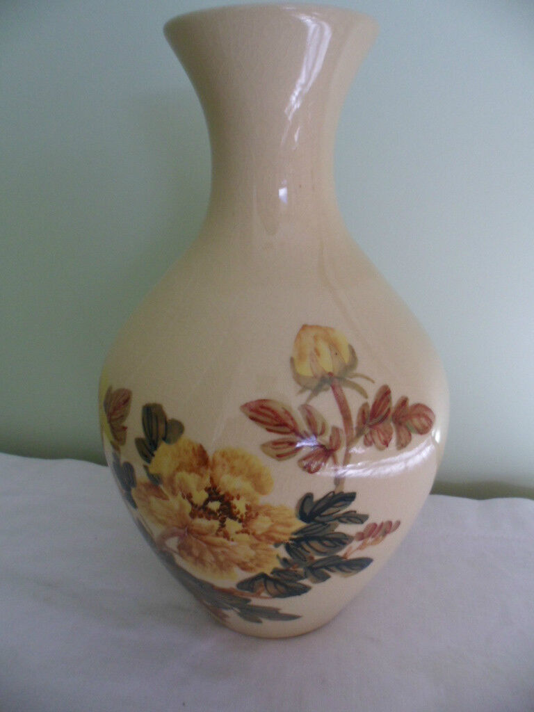 OLD VINTAGE ANTIQUE ASIAN HAND PAINTED FLOWER CHINA 25CM VASE YELLOW GOLD GREEN 
