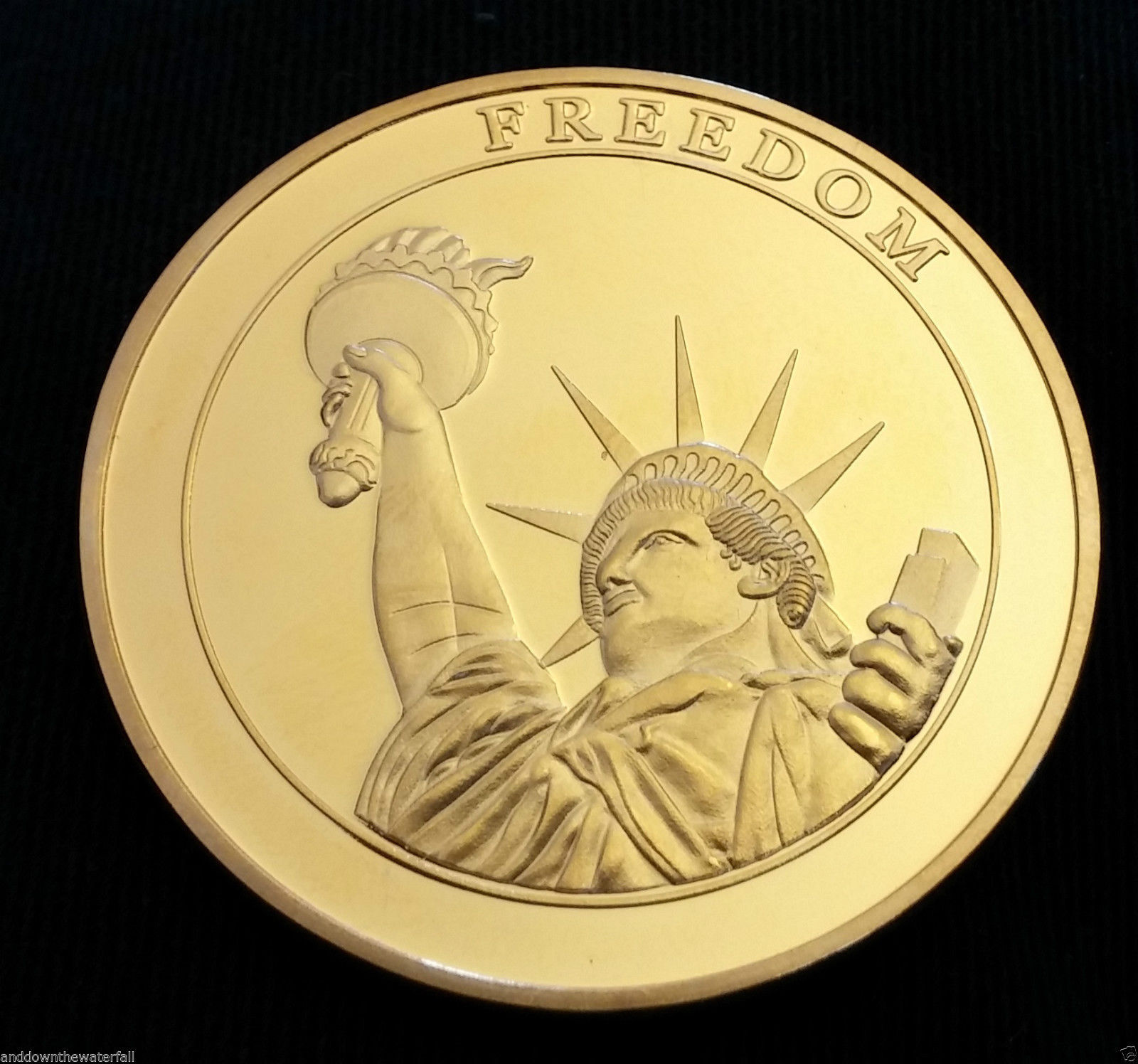 9/11 Statue of Liberty Gold Coin New York City United States of America Man USA