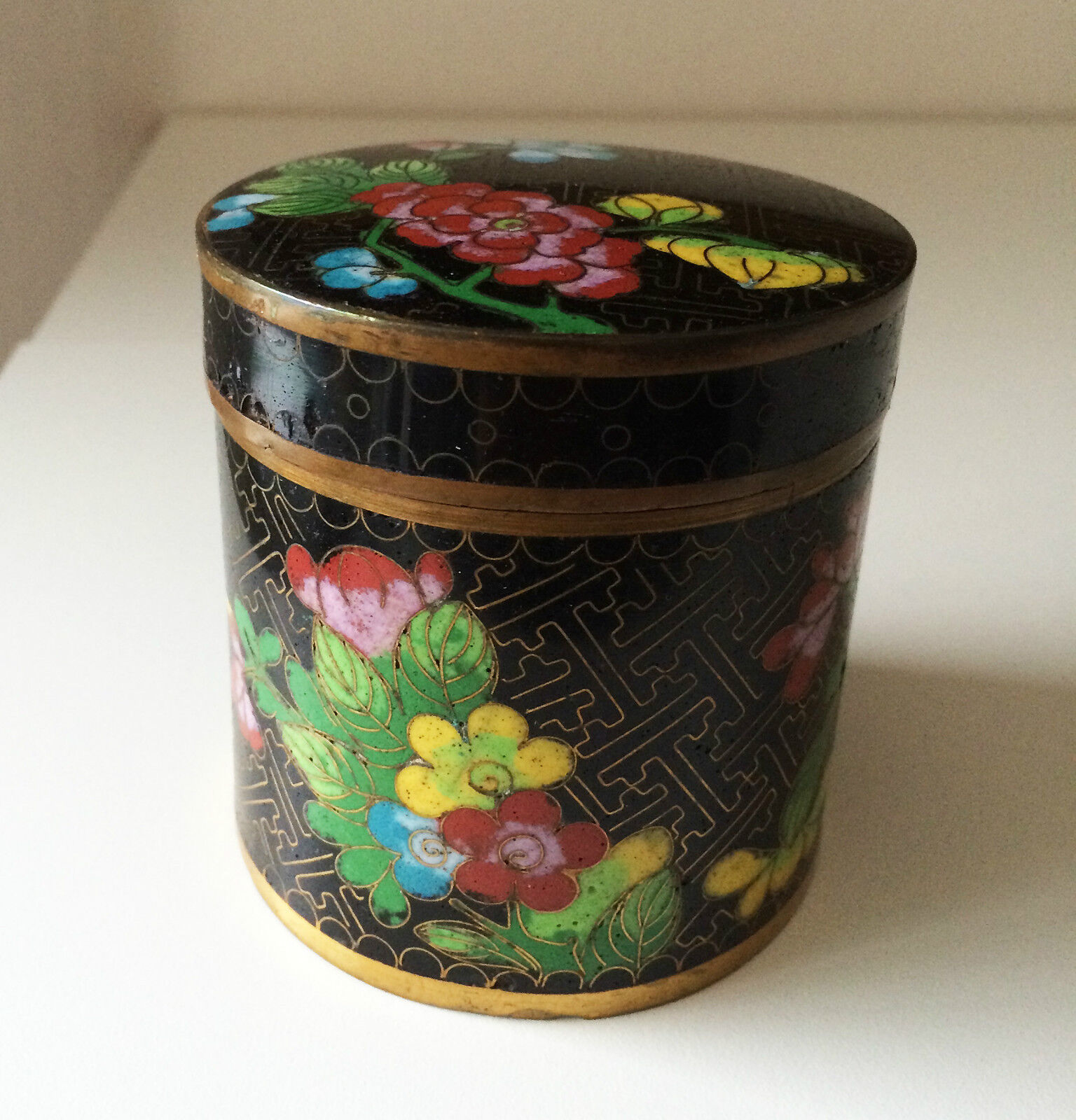 Old Chinese Cloisonné Cylindrical Covered Humidor Canister Jar Box 