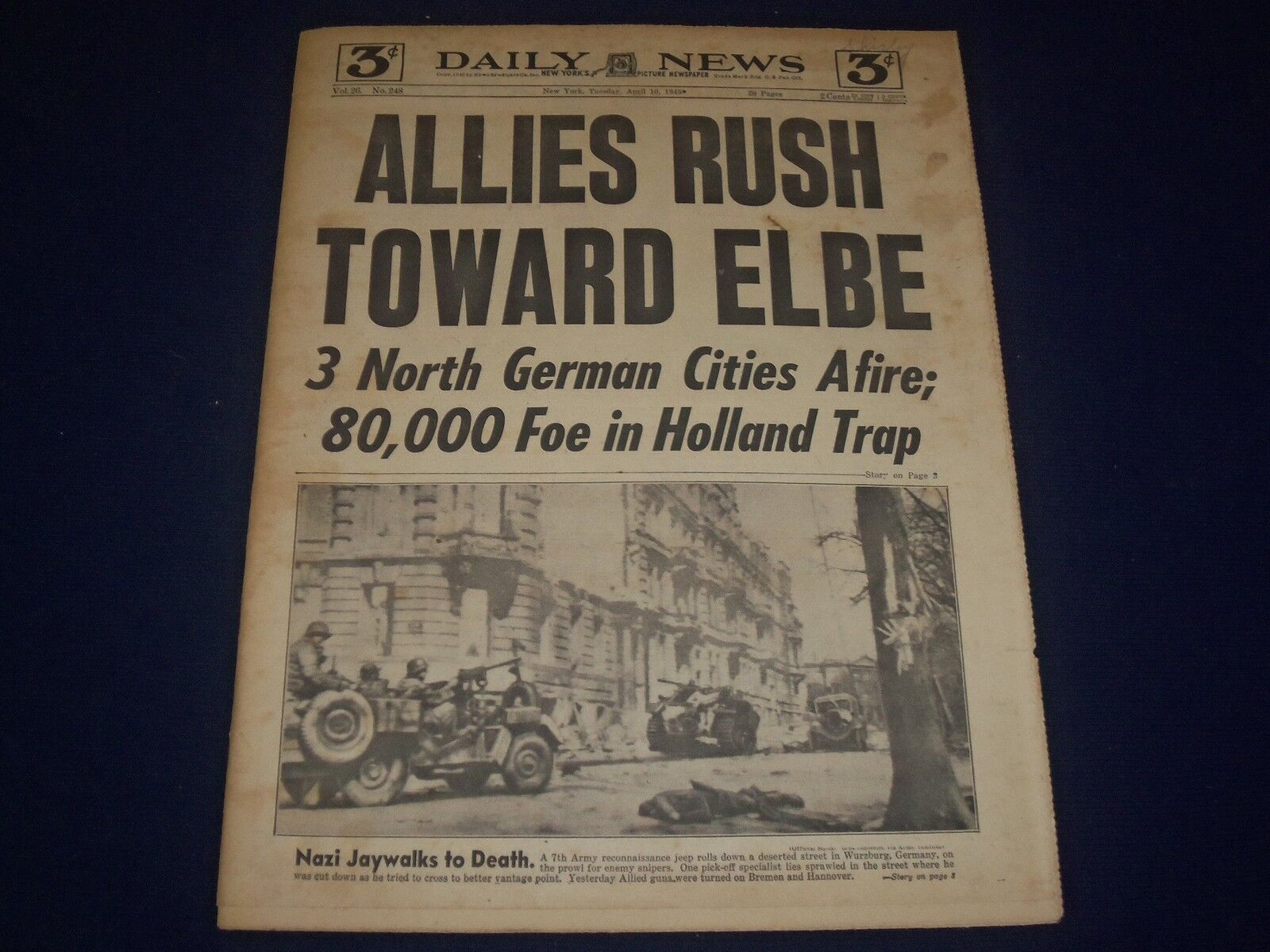 1945 APRIL 10 NEW YORK DAILY NEWS - ALLIES RUSH TOWARD ELBE HEADLINE - NP 1776