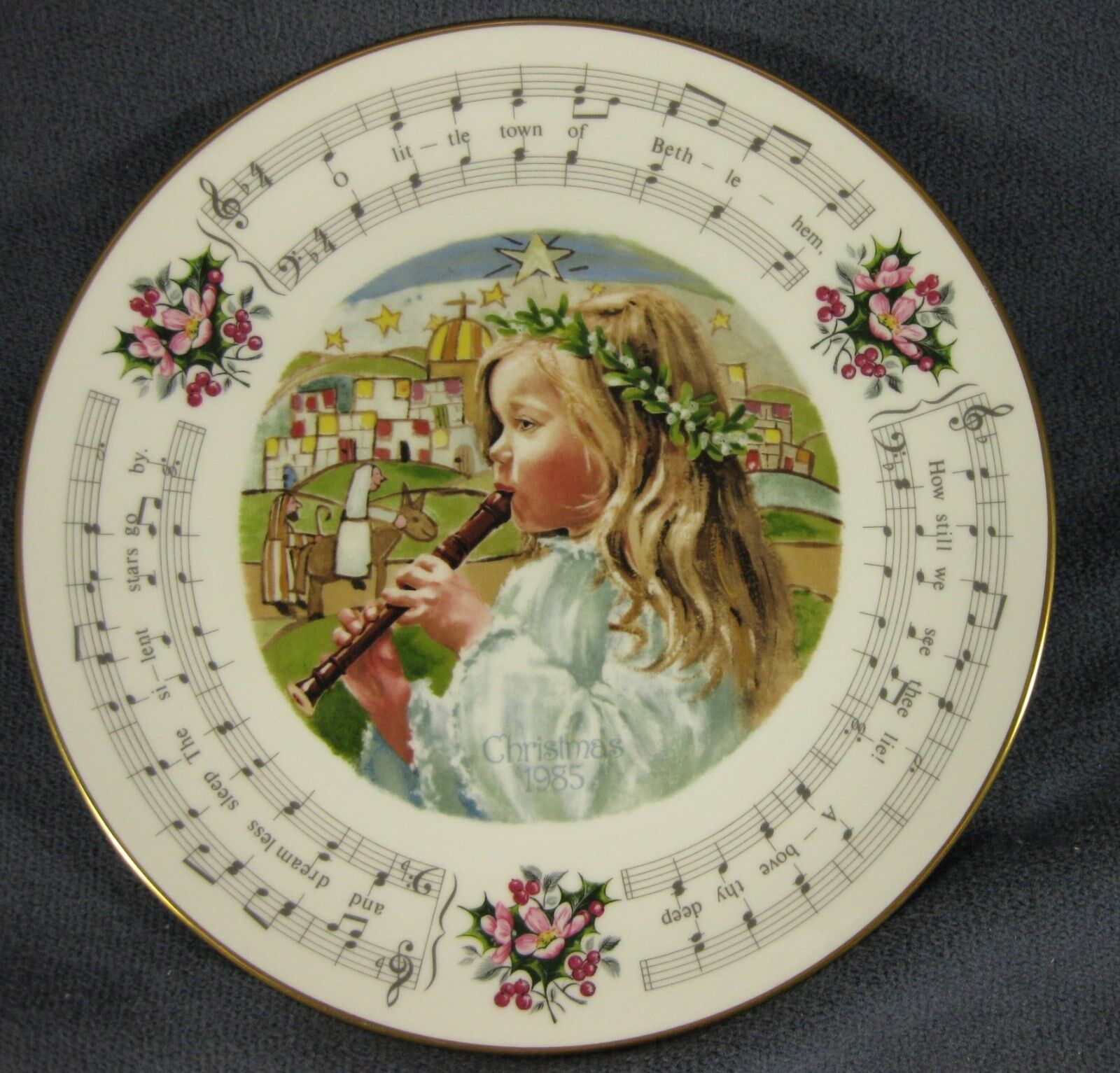 Royal Doulton Little Town Of Bethlehem 1985 Christmas Carol Collector Plate