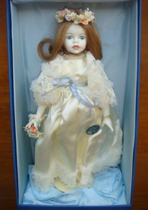 Royal Doulton House of Nisbet Heirloom Bridesmaid Doll 1982 NIBw/Stand 11\