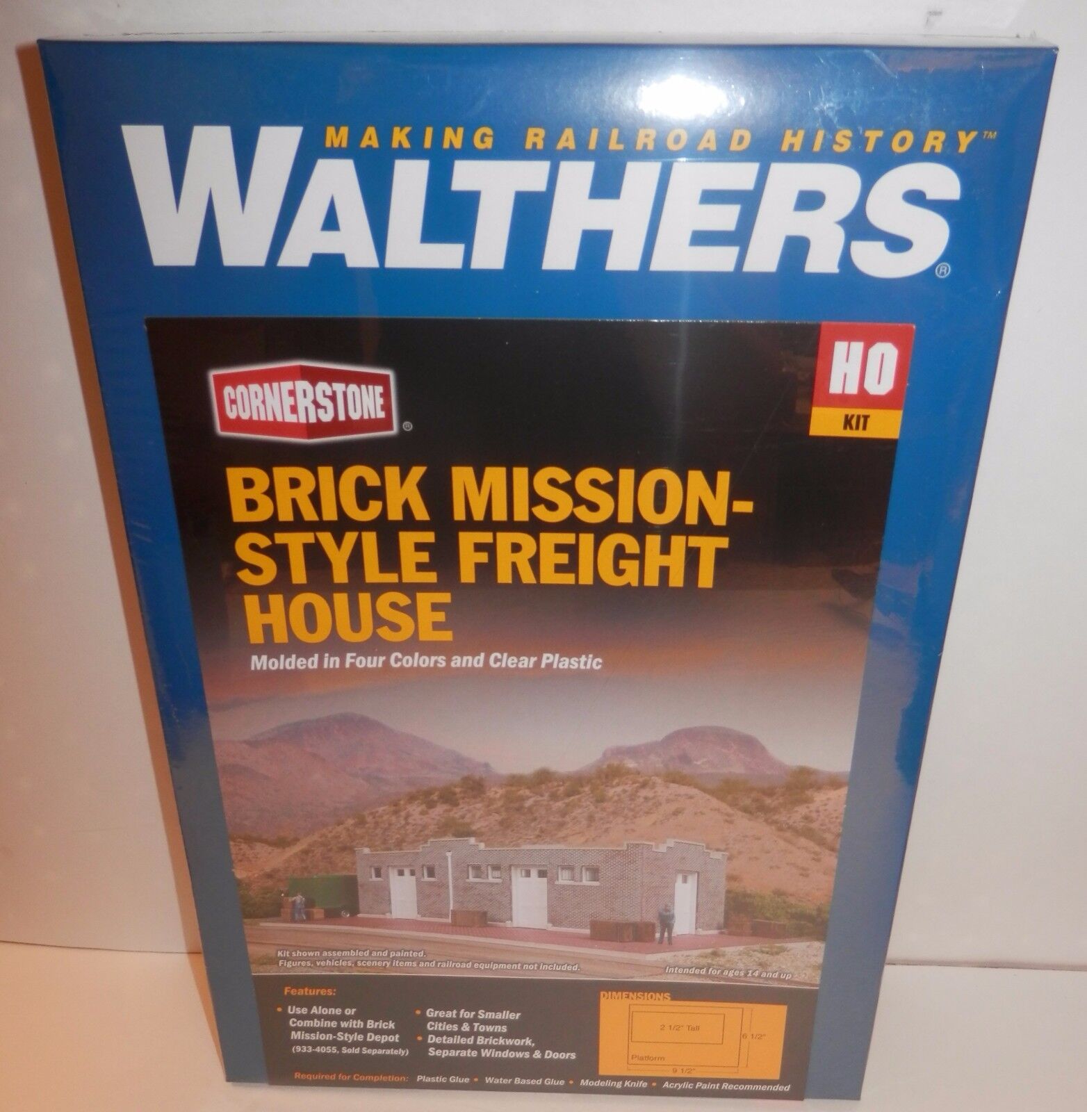 Walthers Cornerstone HO Scale Brick Mission-Style Depot #933-4055 NIB