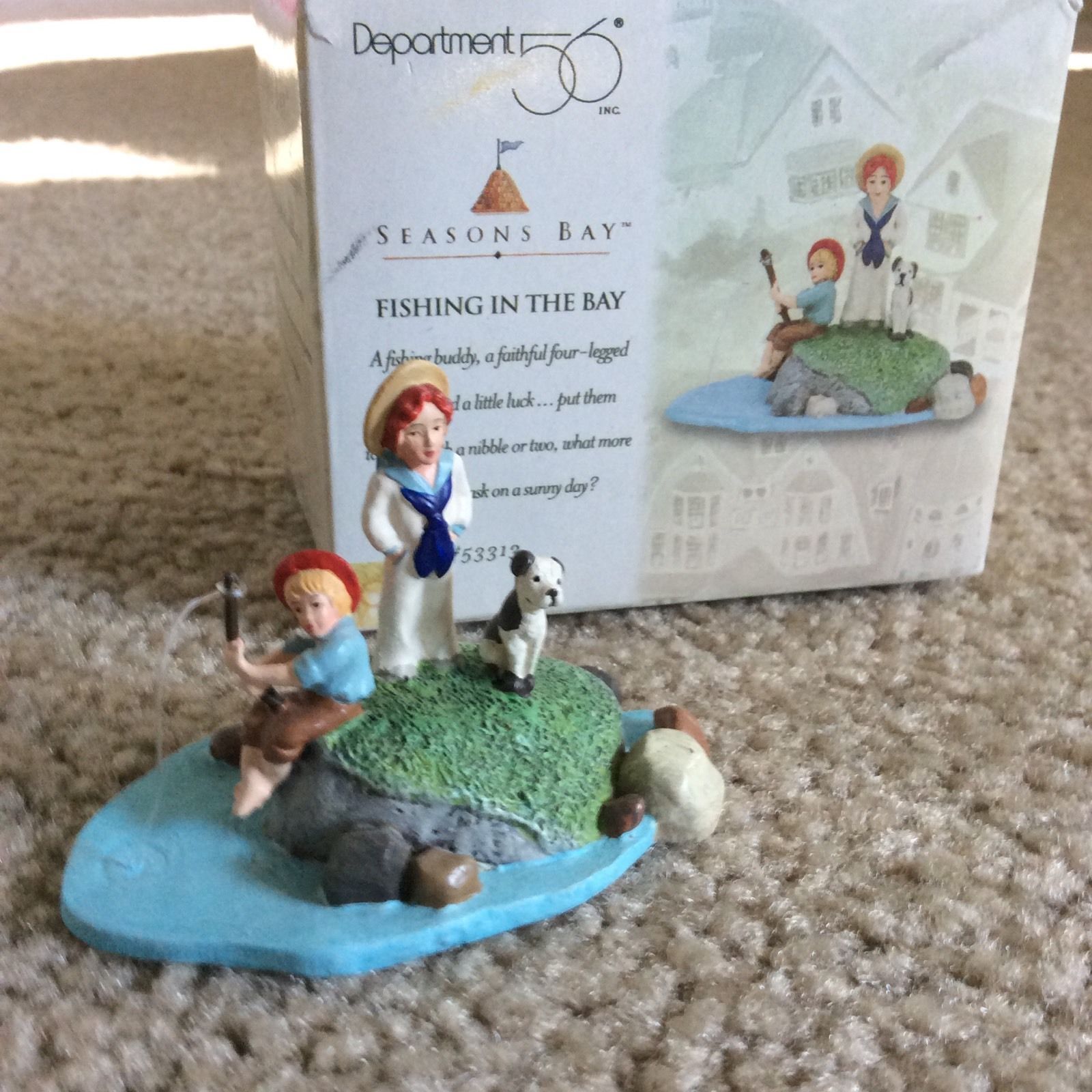 Brand new Department 56 - Seasons Bay - Fishing In The Bay -Retired #53313