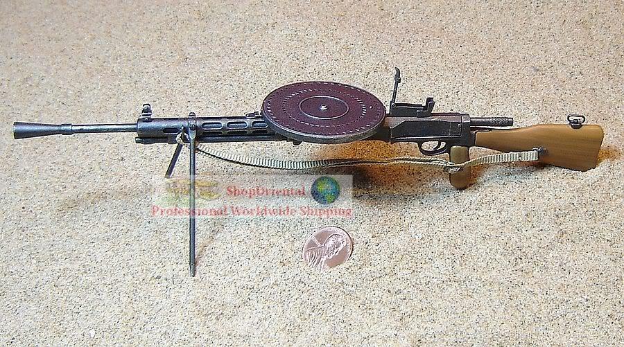 1:6 Scale Figure DRAGON WW2 SOVIET RUSSIAN LIGHT MACHINE GUN 70750 #2 DPM