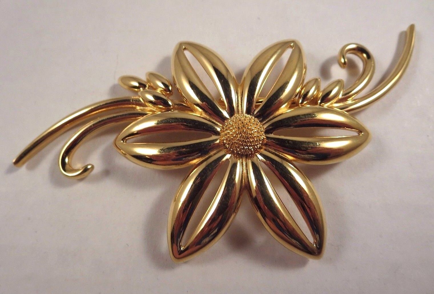 Large Vintage Monet Signed Flower Brooch Pin Bright Shiny Gold Tone 4 3/8\