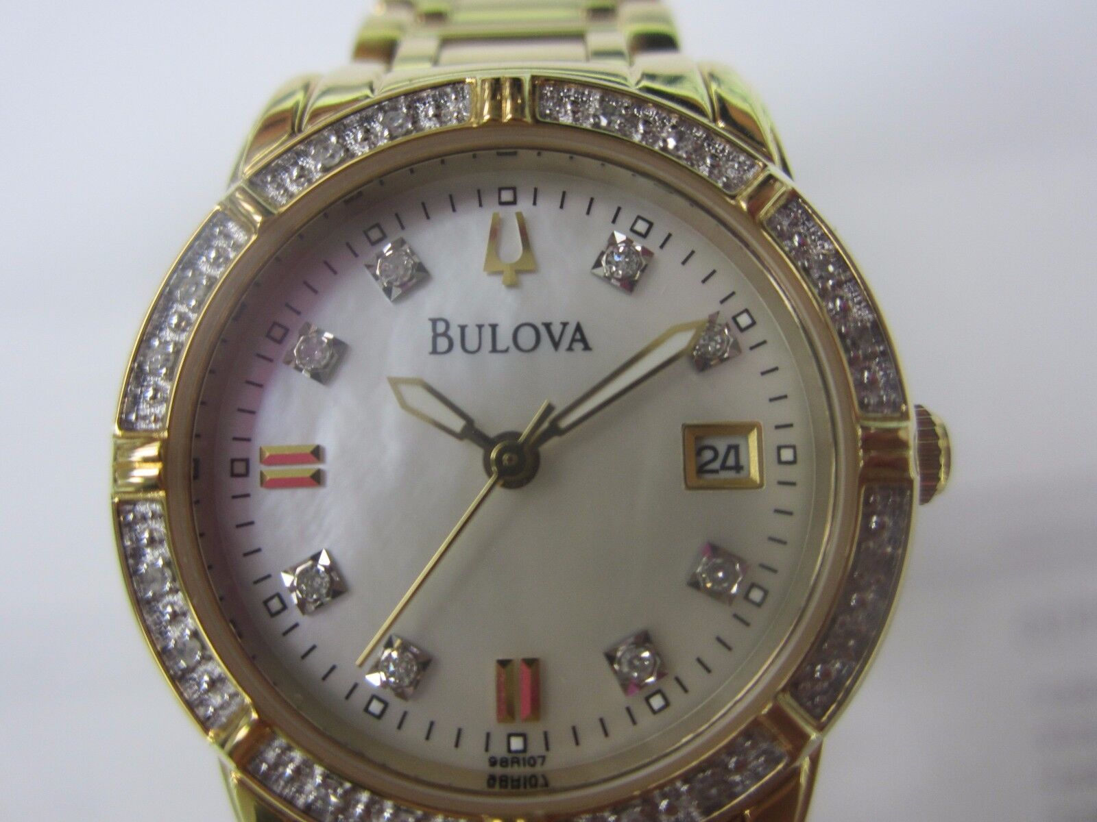BULOVA WOMEN\'S WATCH QUARTZ DIAMOND ALL S/S GOLD ORIGINAL JAPAN 98R165 NEW