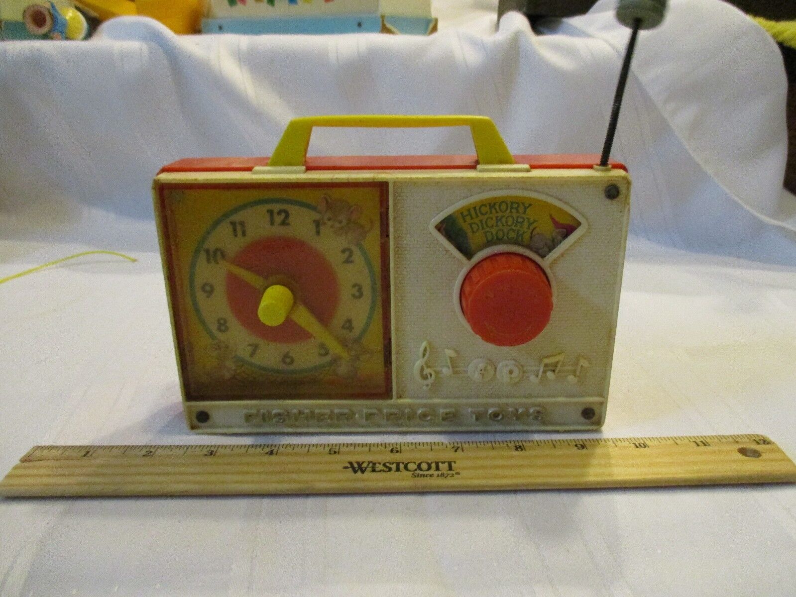 Vintage Fisher Price Pocket Radio Music Box works Hickory Dickory Dock Clock