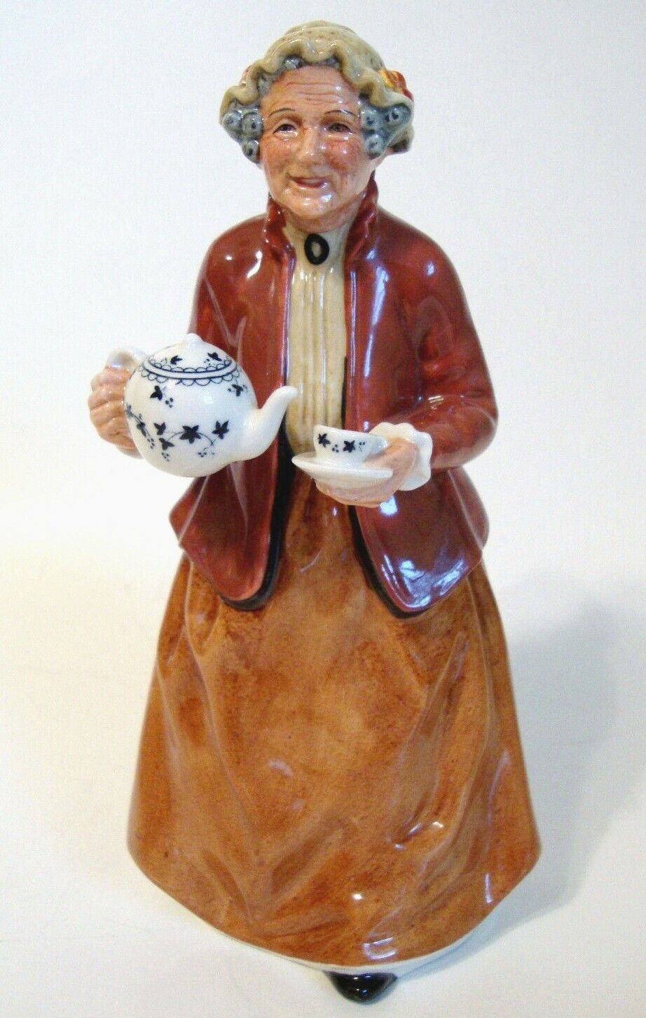 Royal Doulton Porcelain Figurine HN2255 Teatime Brown - UK - 1972-1995