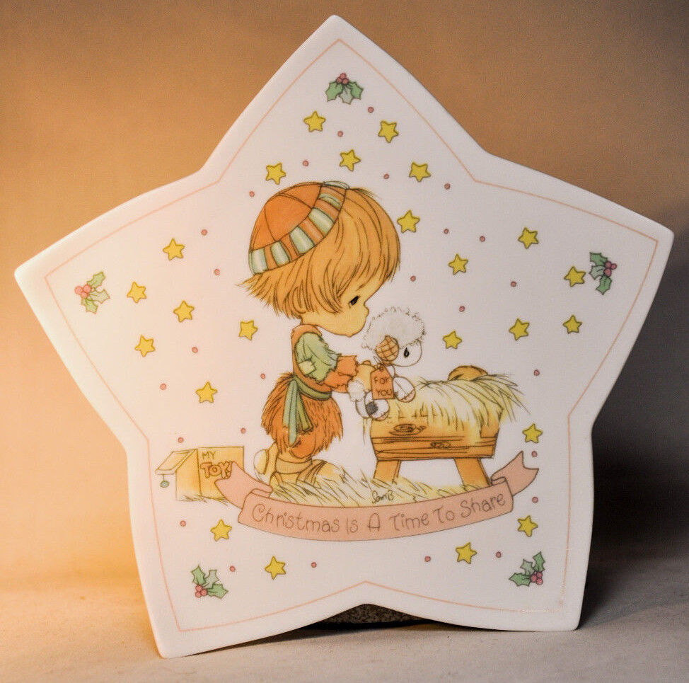 Precious Moments: Christmas Is A Time To Share - Star Shaped Plate