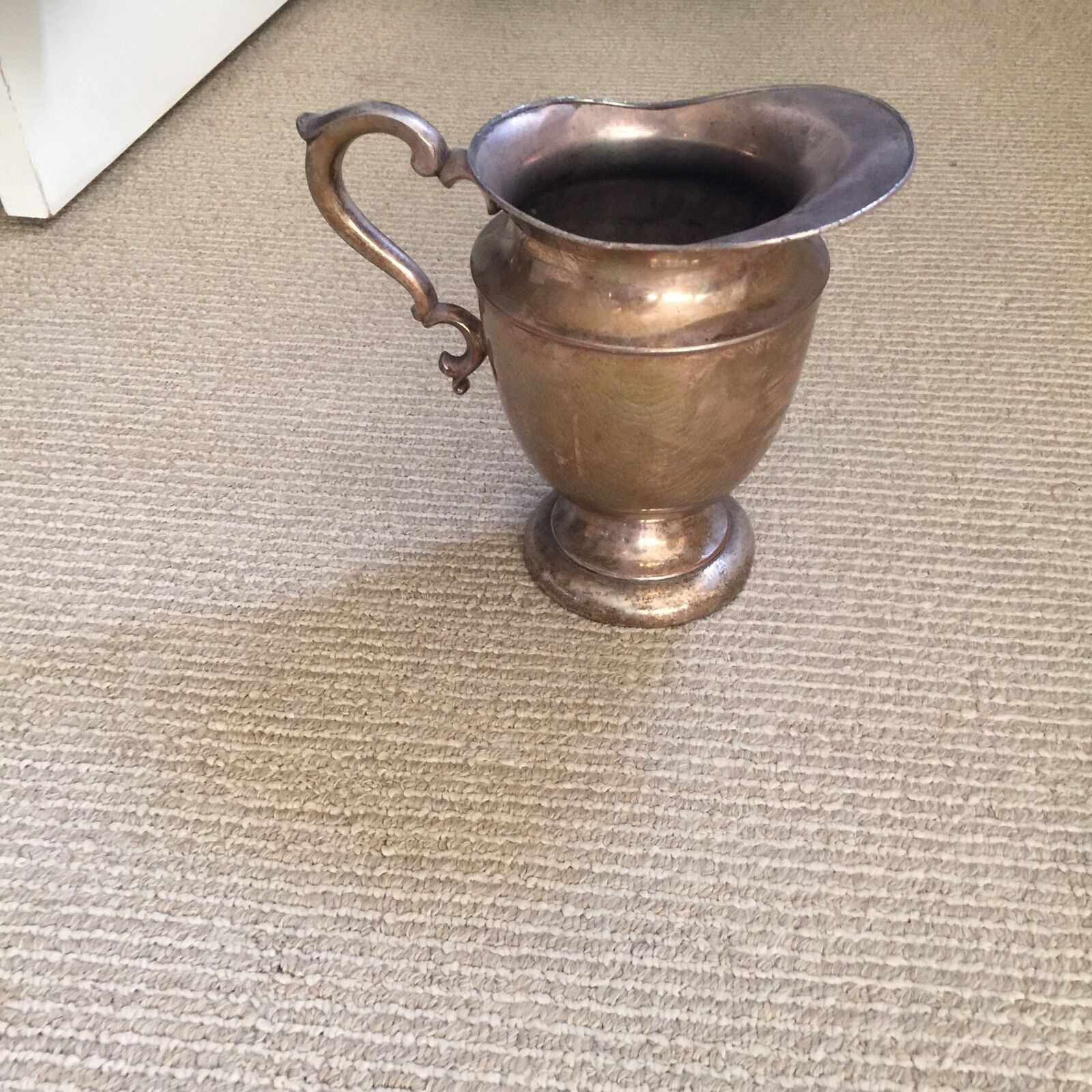 CAMBRIDGE SSILVER PLATED  WATER PITCHER 