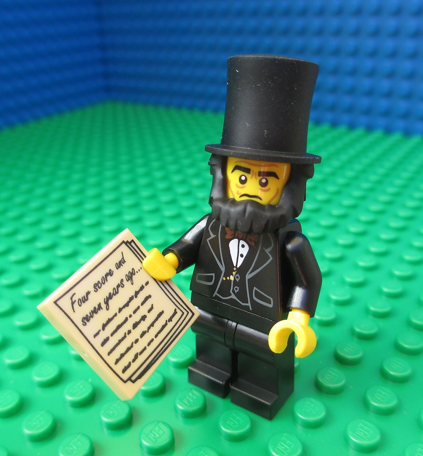 Lego MOVIE Abraham Lincoln City Town President Proclamation Minifigure 71004