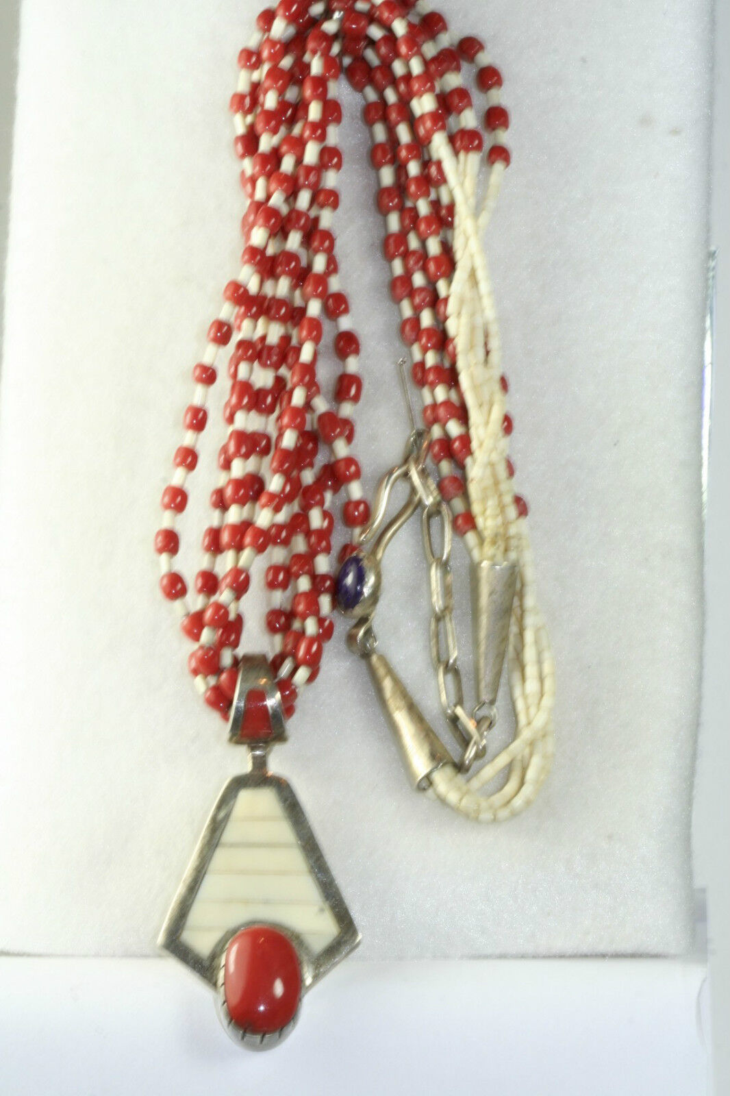 VTG 1990\'S 26 INCH CORAL MOP STERLING SILVER NECKLACE