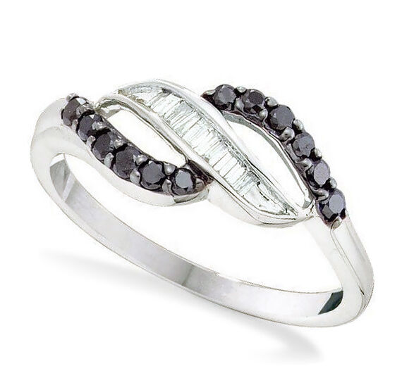 Lovely 100% 14K White Gold Genuine Black & White Diamond Fashion Ring .33ct