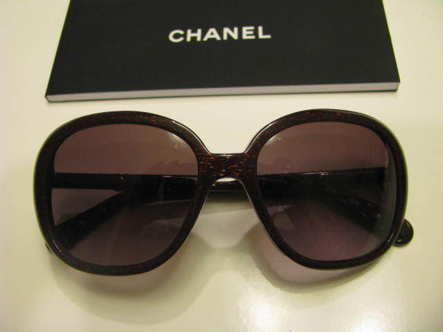 NEW COLLECTION 2014 AUTHENTIC CHANEL  Burgundy Sunglasses 5244 C.1410/S1 CC Logo