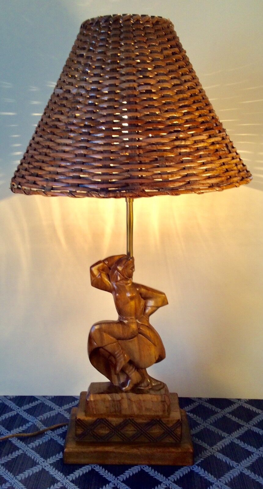 Signed HEIFETZ Russian Dancer Cubist Table Lamp & Woven Shade 