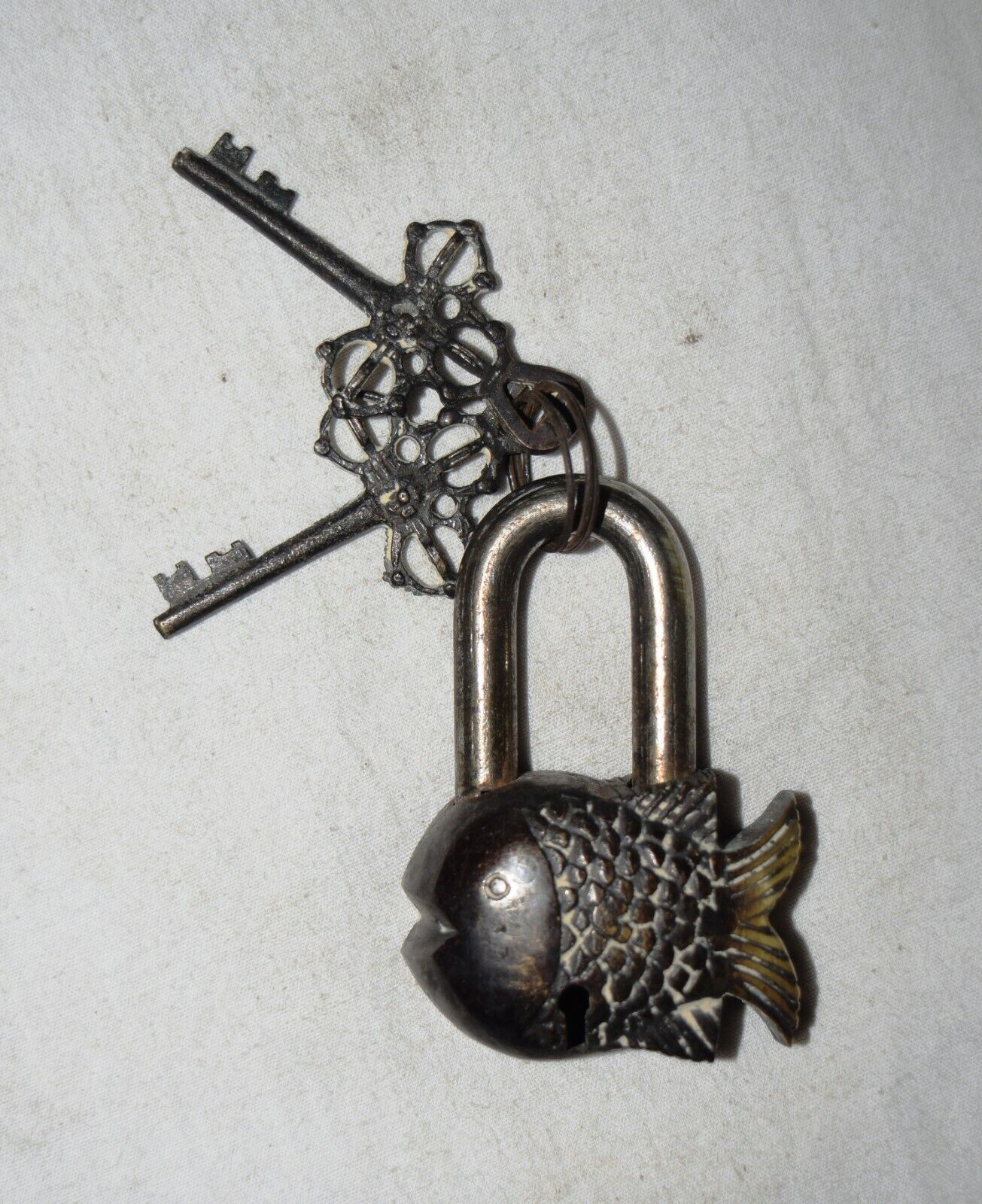 Brass Small Fish Shape Padlock Handmade Lock For Suitcase Laptop Handbag UR57