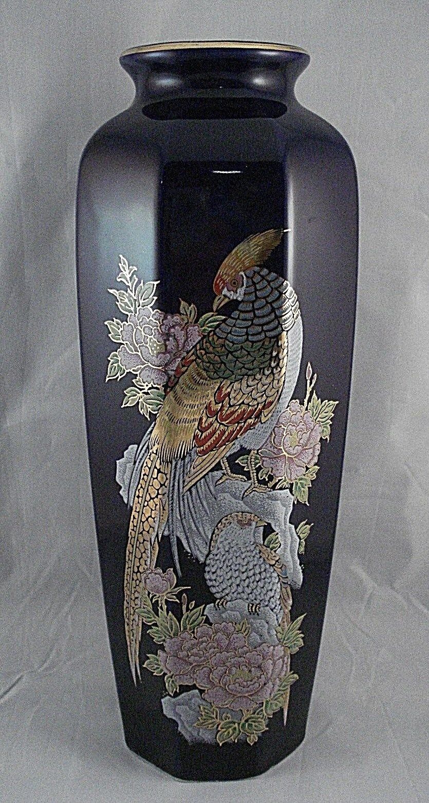 Dark Blue Bijutsu Toki Japan Tall Vase Pheasant Bird Gold Octogan Shape