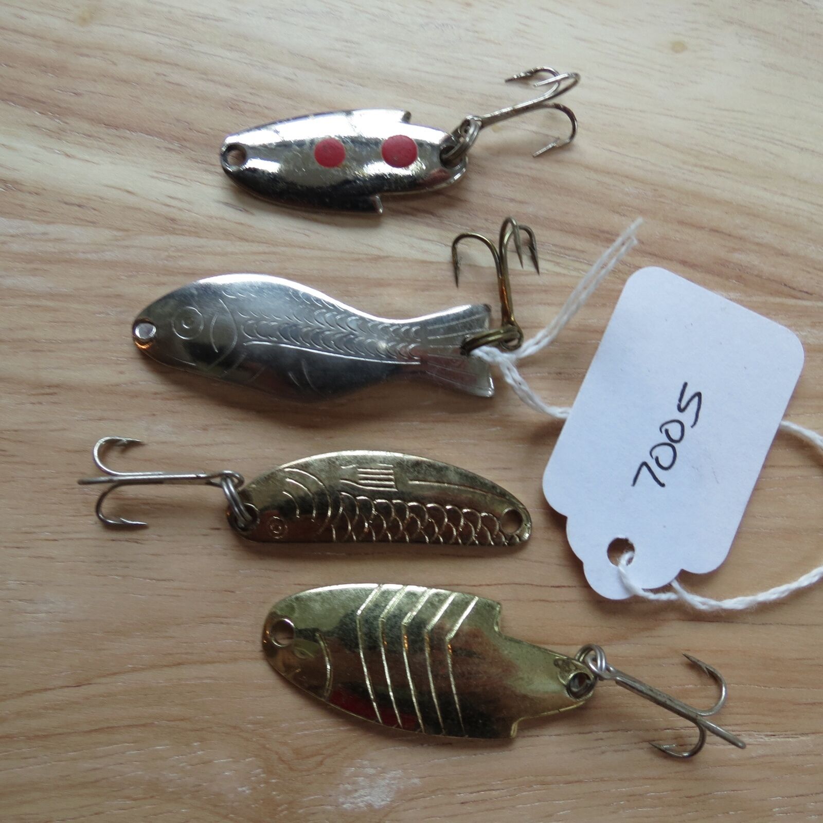 Fish style fishing lures   vintage fishing lures (lot#7005)
