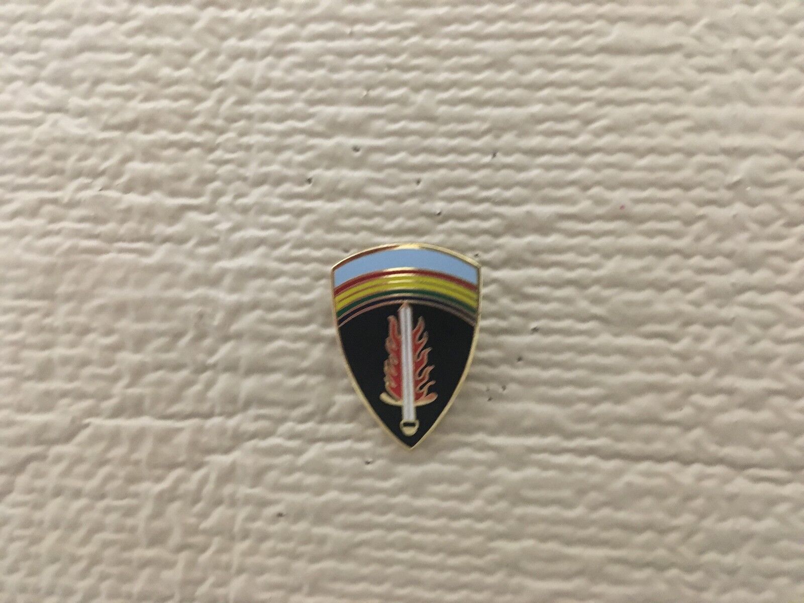 SUPREME HEADQUARTERS ALLIED EXPEDITIONARY FORCES (SHAEF) HEADQUARTERS PIN