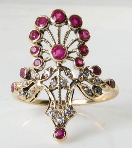  LARGE STUNNING 9K GOLD VICTORIAN INS INDIAN RUBY & DIAMOND RING