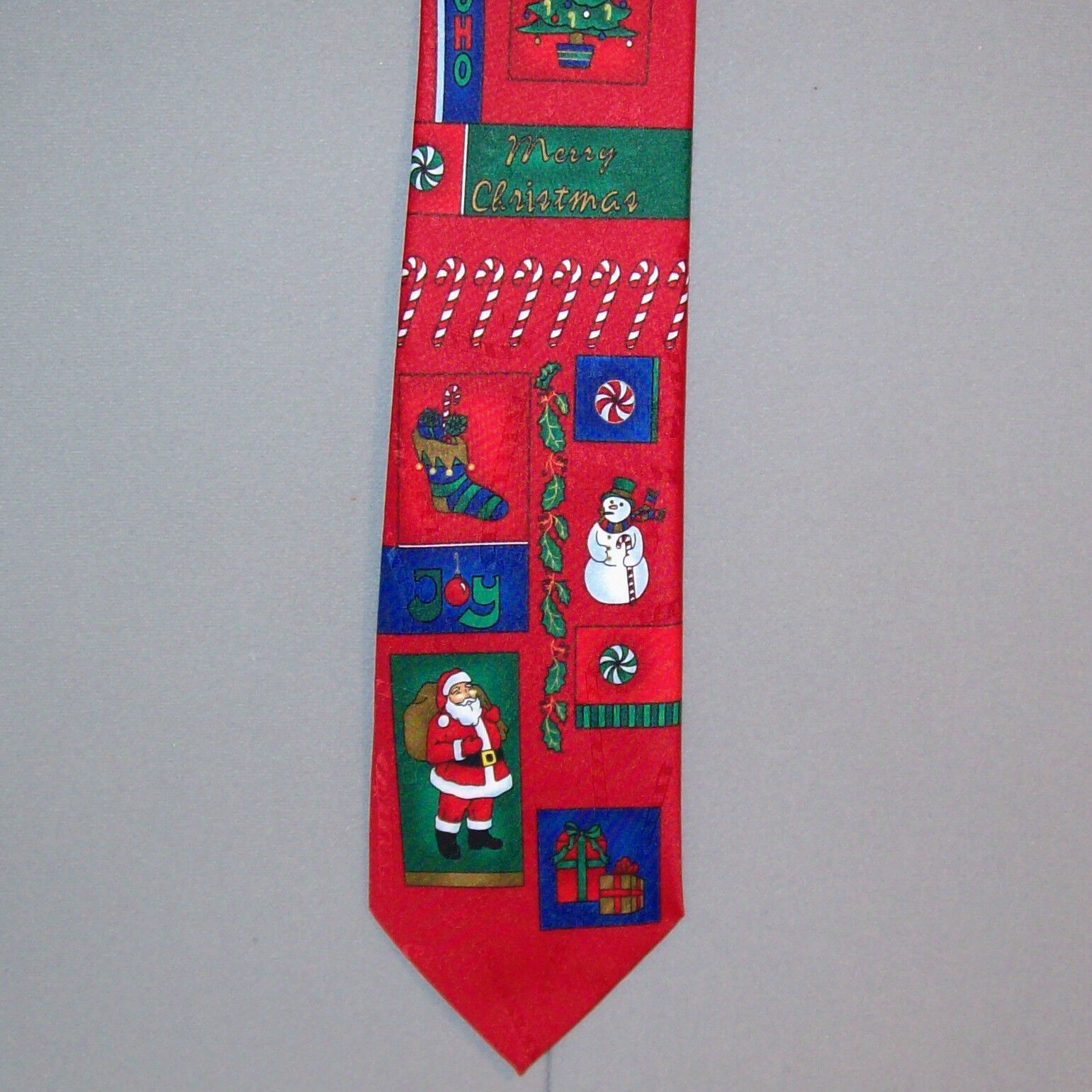 Hallmark Yule Tie Greetings HO HO HO MERRY CHRISTMAS Holiday Neck Tie #449