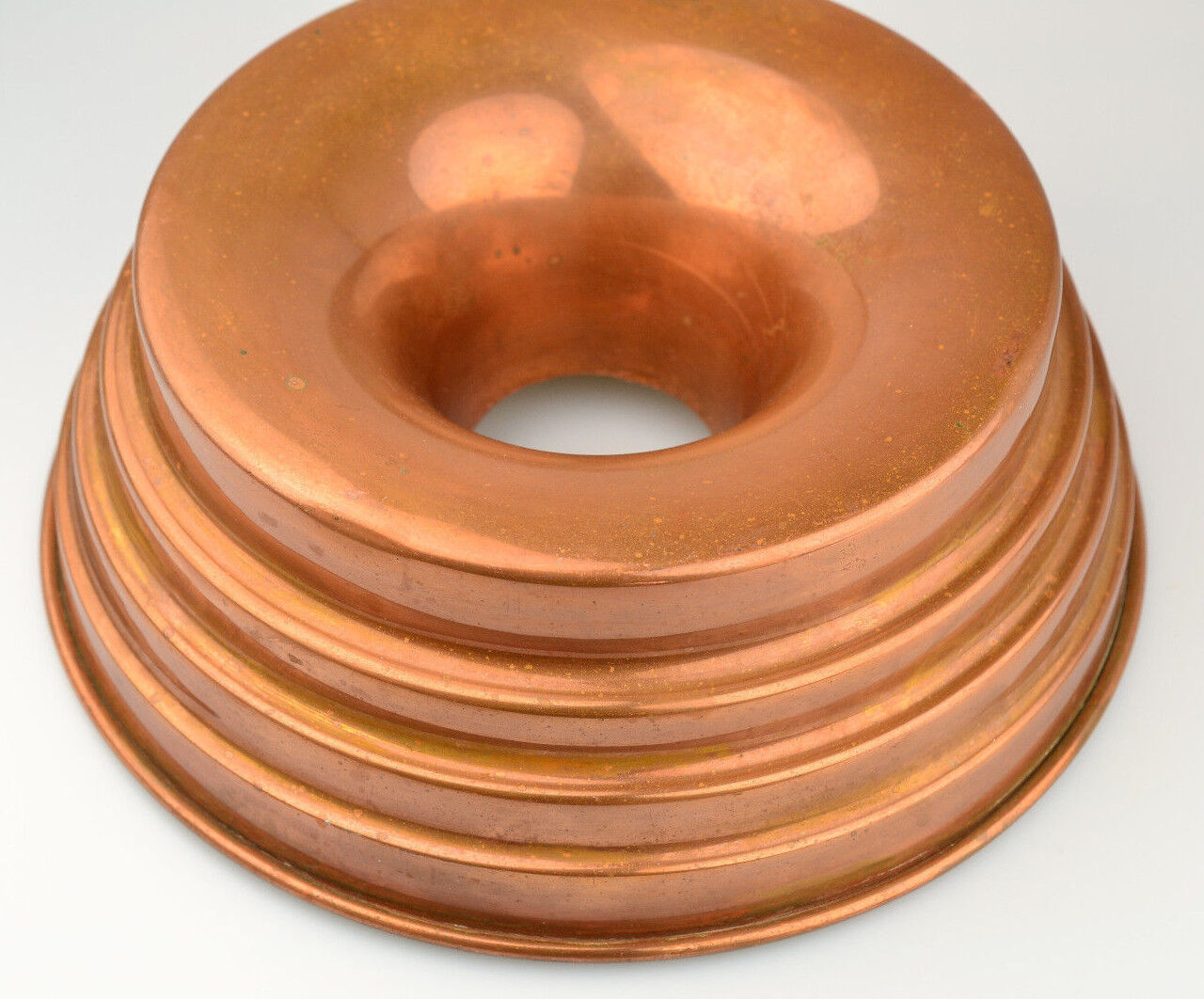 VINTAGE COPRAL COPPER 8.5 INCH TIERED RING MOLD FROM PORTUGAL
