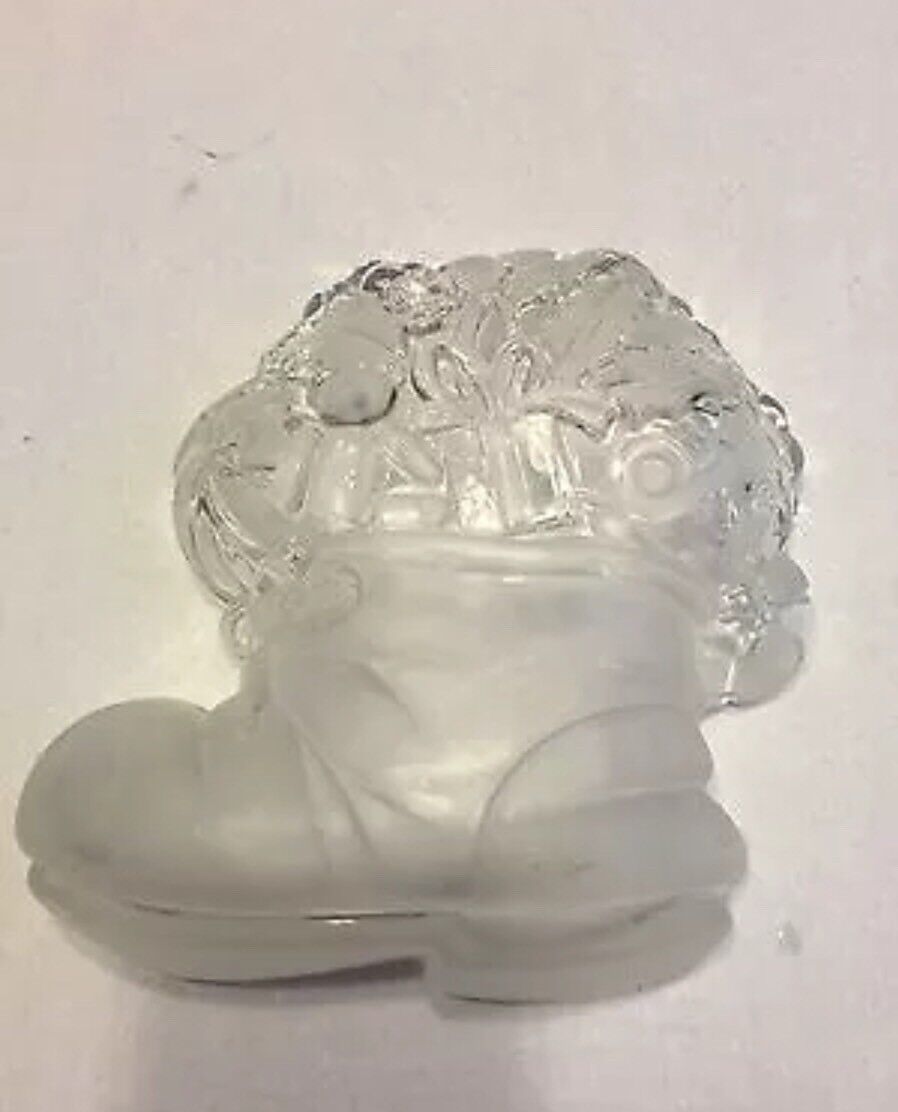 Mikasa Santa Claus Christmas Boot Frosted Candy Nut  Serving Dish 8.5 Inches 