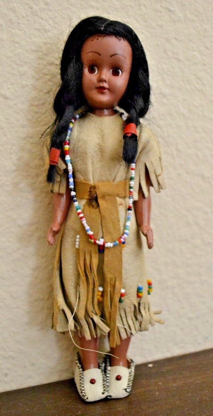 Antique / Vintage Native American Indian Girl Doll  7 1/2\