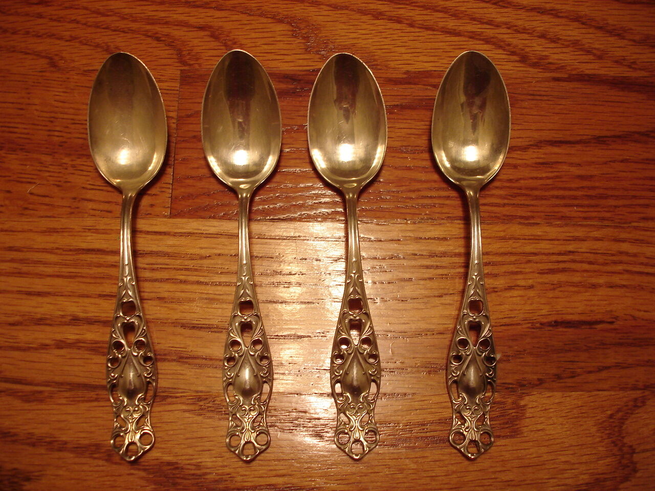 Four Paye and Baker Mfg Co Sterling Silver Tea Spoons No Monogram Excellent 