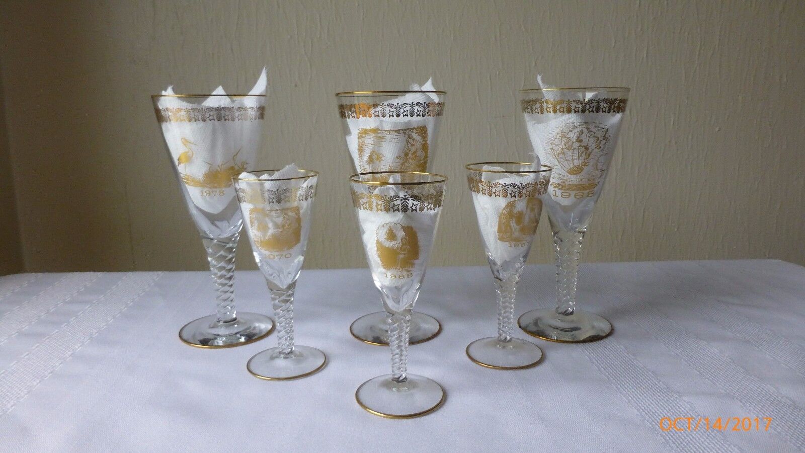 VTG 1965-1978 Trumpet Champagne Glasses Gold Trim Different Scenes Set of 6 Rare