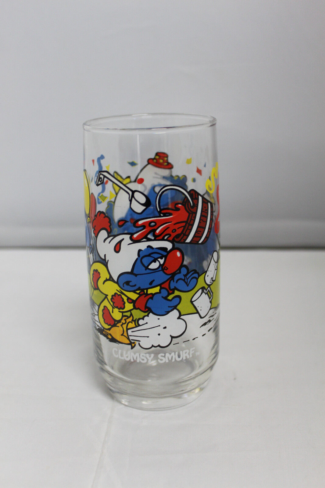 VINTAGE 1983 Smurf Collector Glass-Clumsy Smurf Peyo